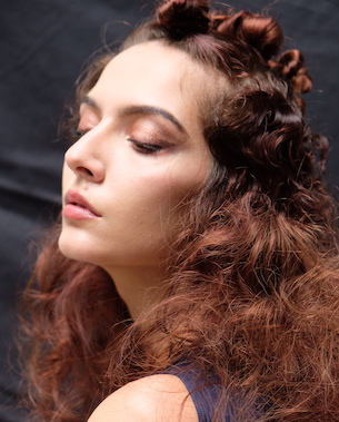 model with long hair